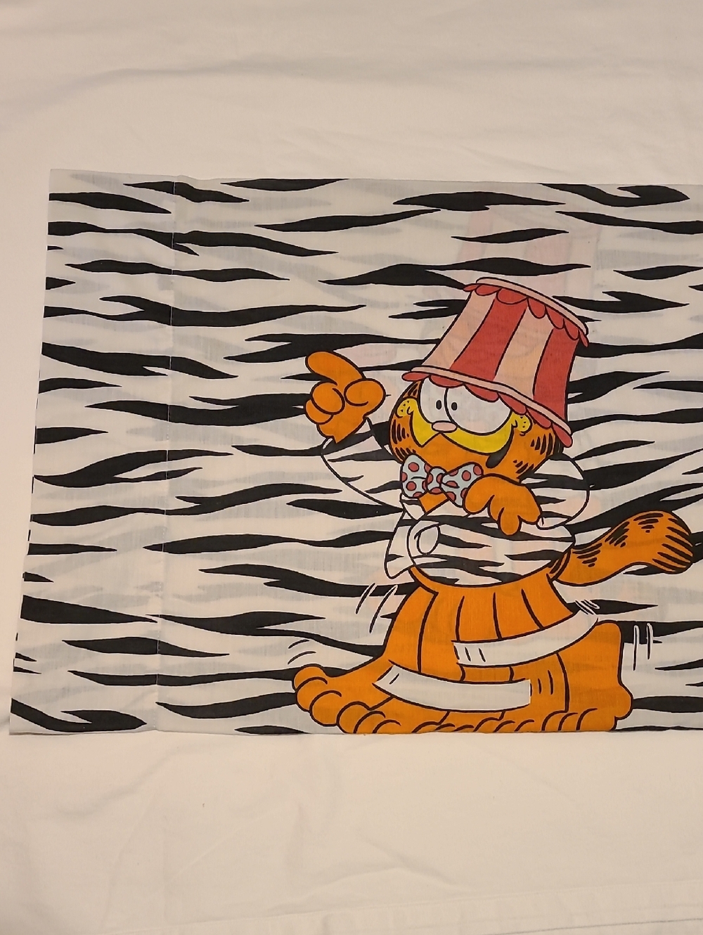 Vintage 1978 Garfield Pillow Case Zebra Print, Two Sided. Bedding